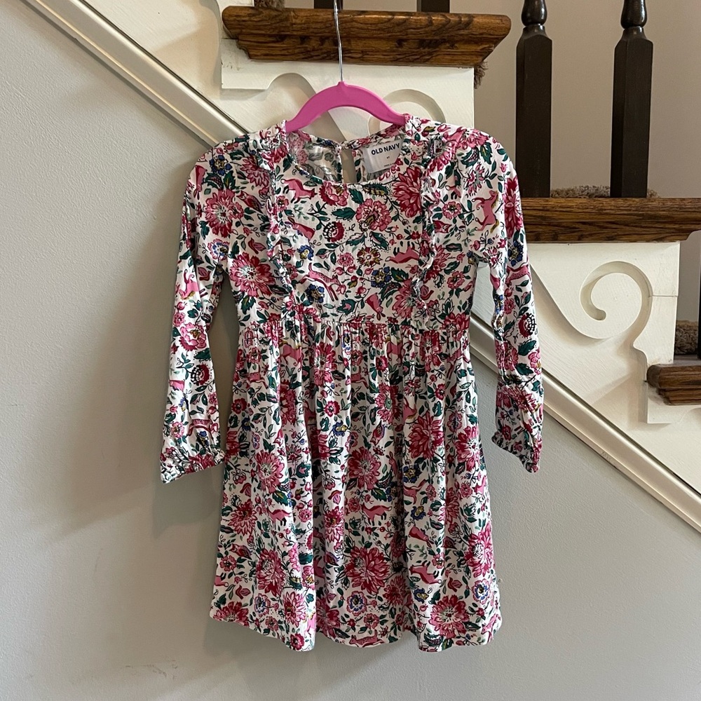 Old Navy Long Sleeve Ruffle Woodland Print Dress with Legging, Size 4T